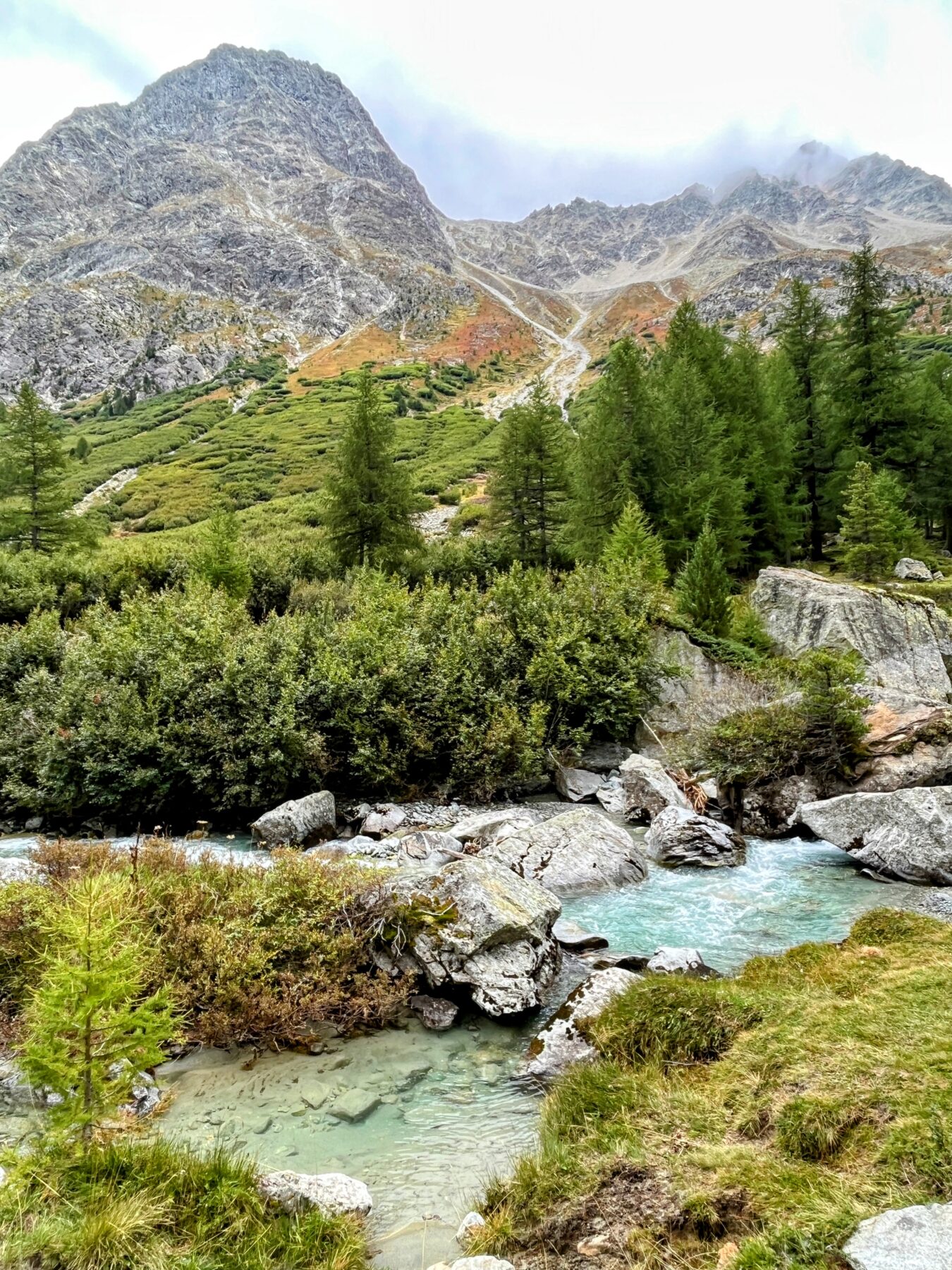 wanderung_bernina_trek_tag_2_eschahuette_jenatschuette_