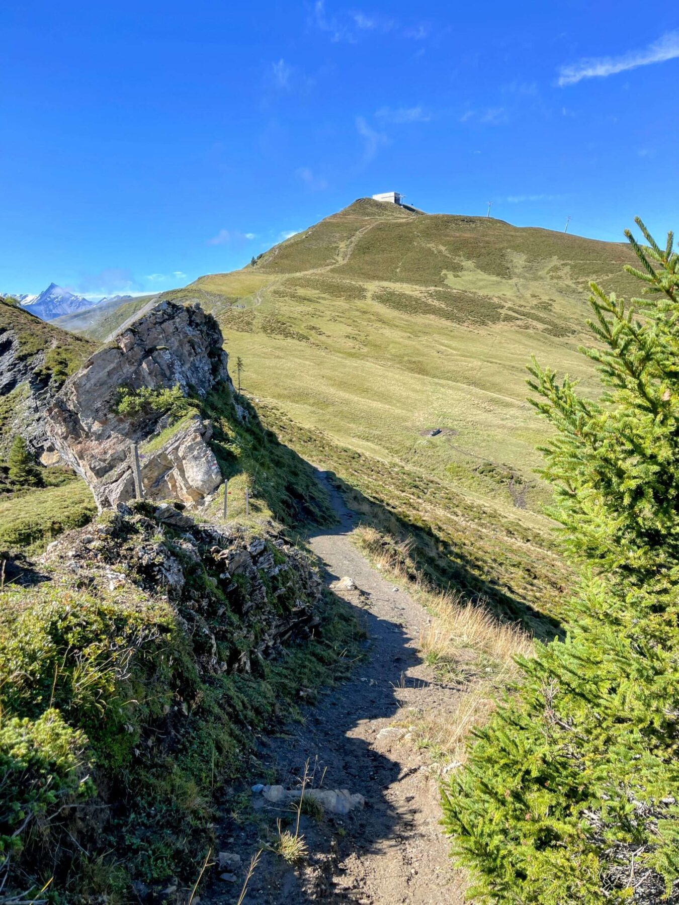 Alpenpässeweg_etappe_8_vella_lumein_