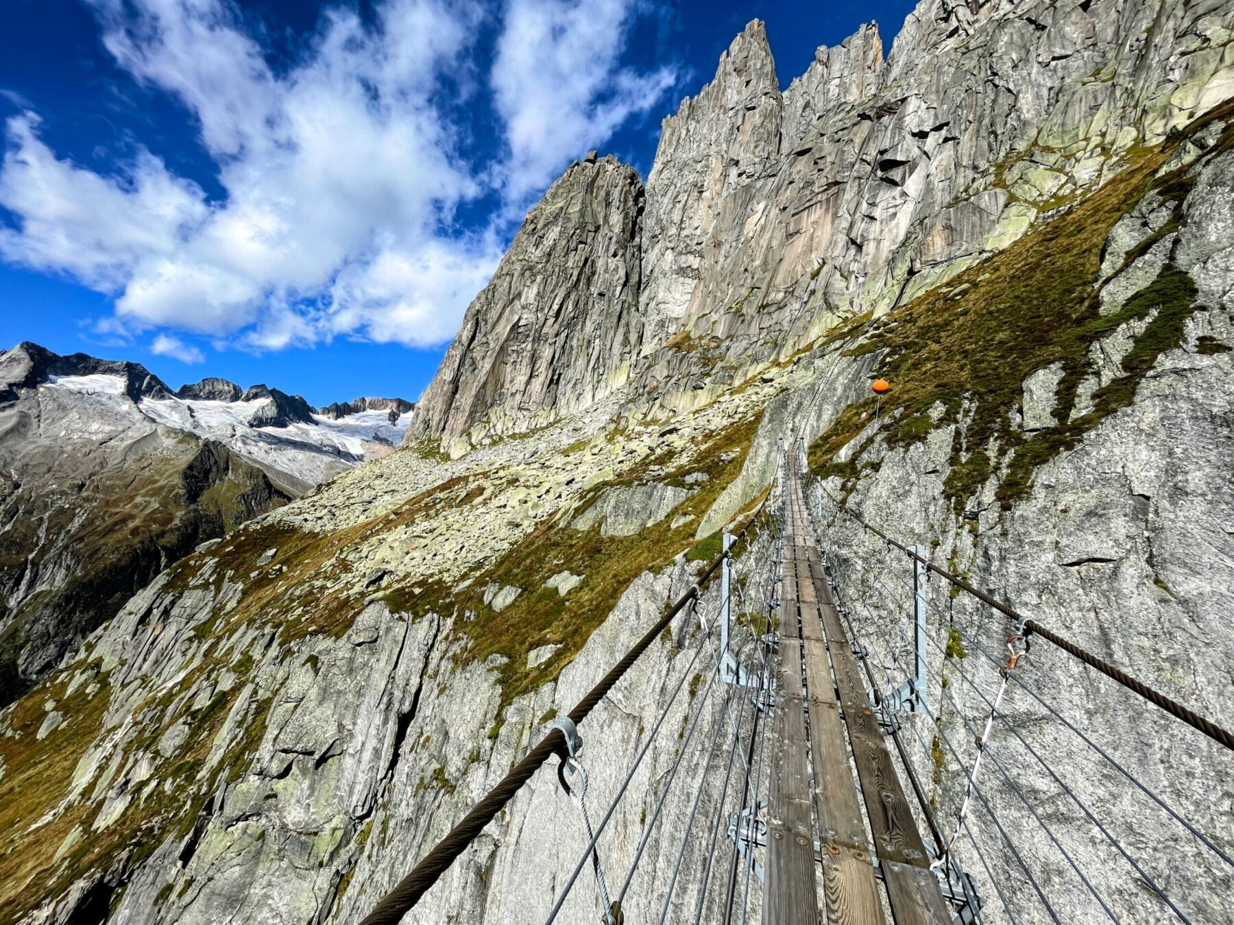 wanderung_5_huetten_panoramaweg_uri_