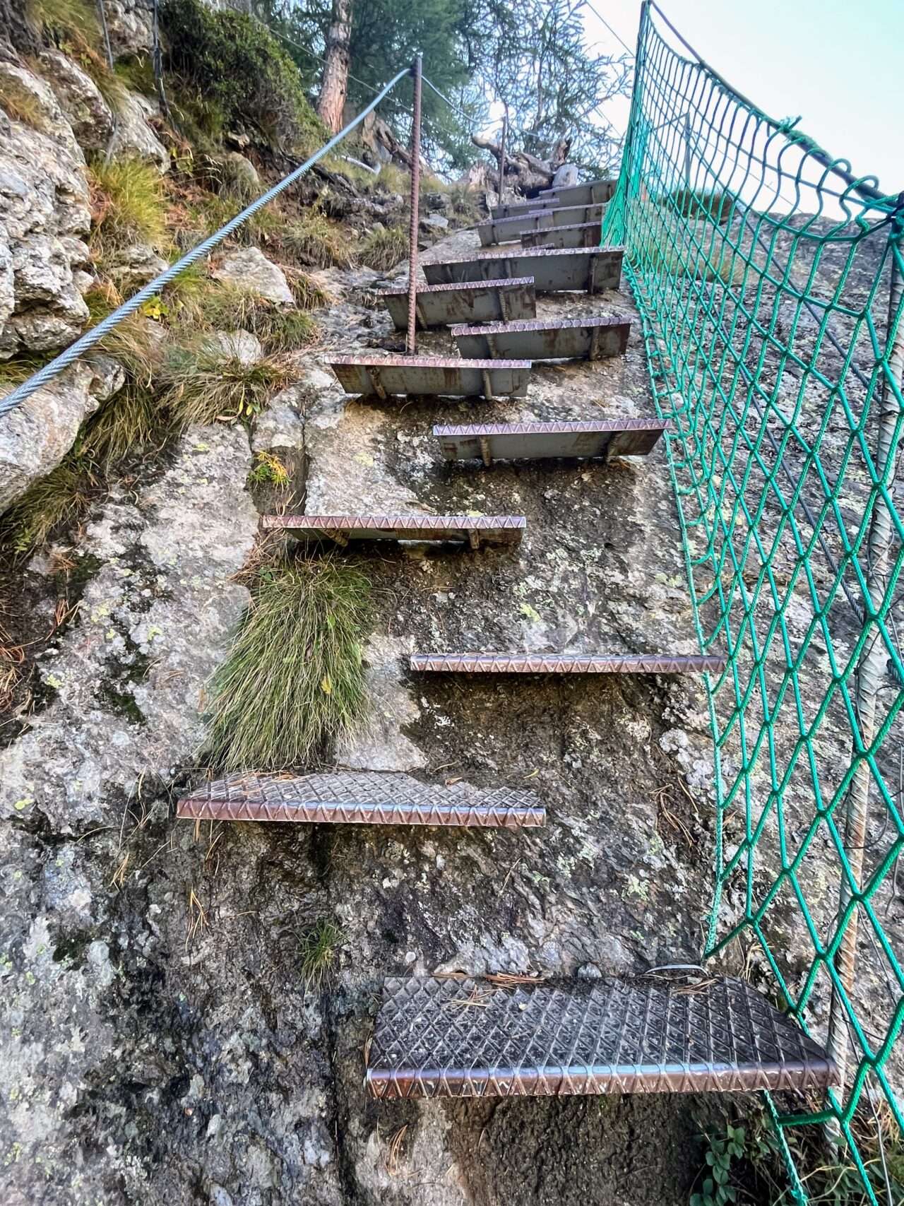 wanderung_saaser_huettentour_tag_2_almagellerhuette_britanniahuette_