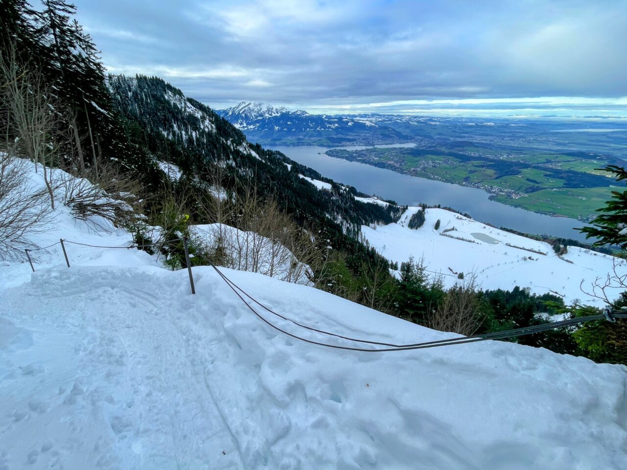 schneeschuhwanderung-seebodenalp-rigistaffel-rotstock-chaenzeli-_IMG_8102