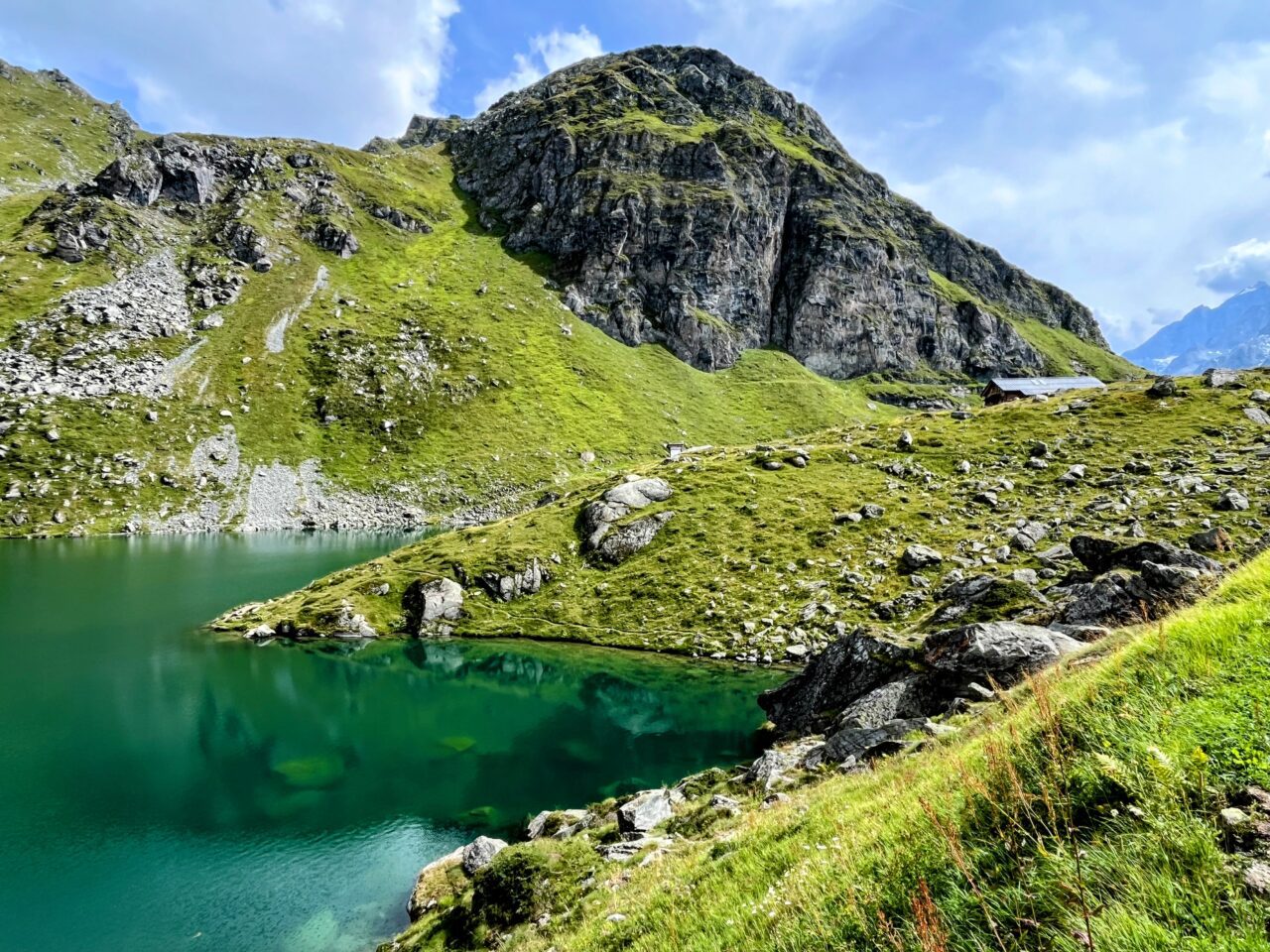 wanderung_alpenpaesseweg_etappe_29_cabane_de_prafleuri_cabane_de_louvie_
