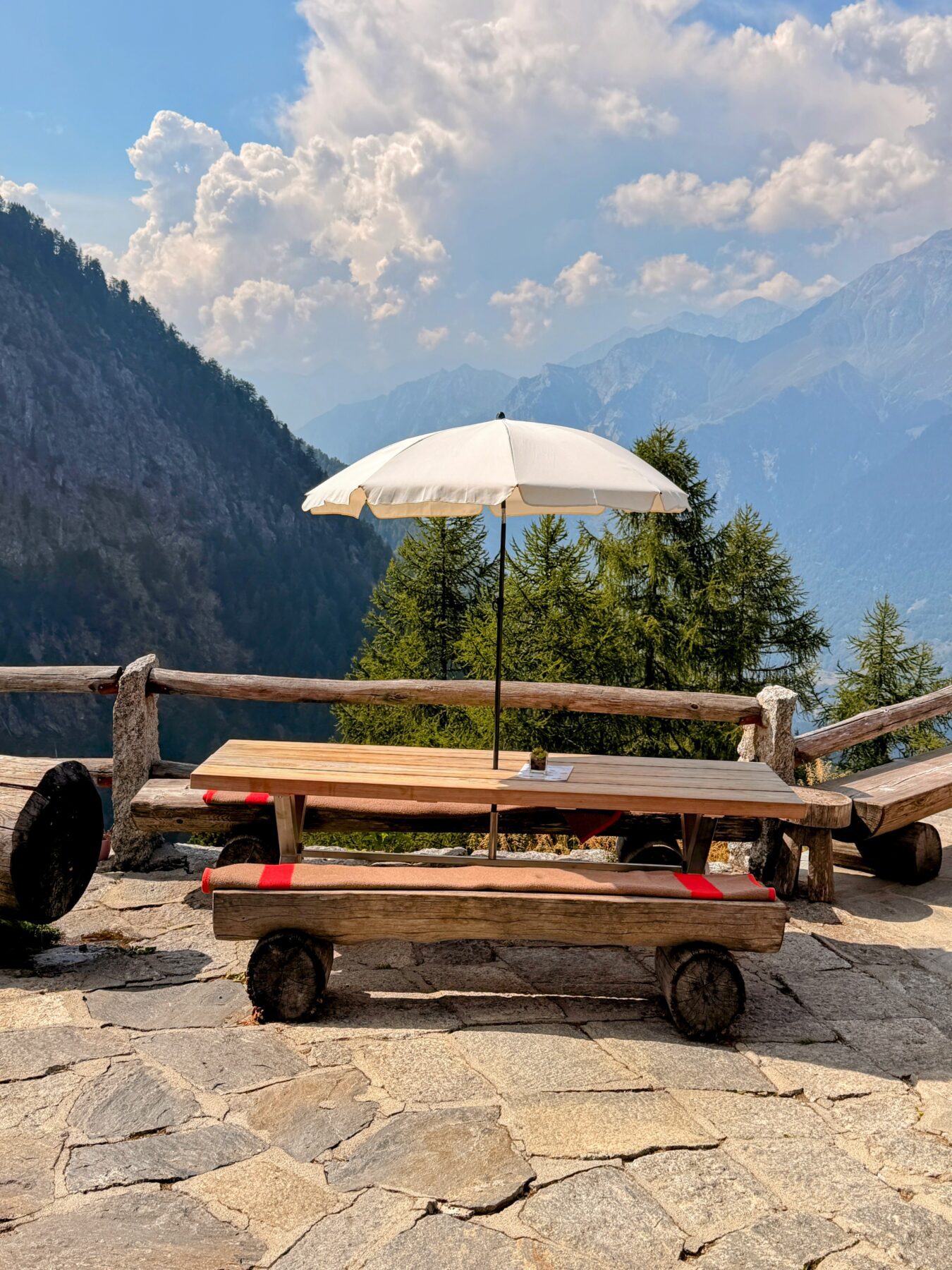 wanderung_sentiero_alpino_bregaglia_sciorahuette_sasc_furae_huette__IMG_0526