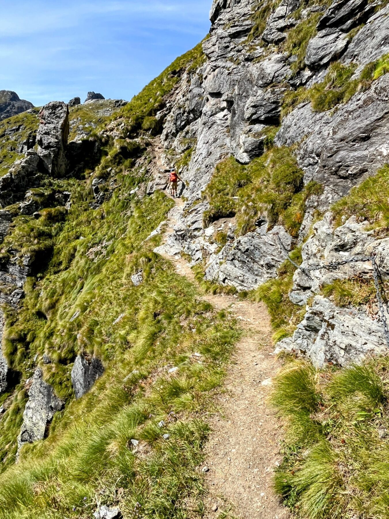 wanderung_alpenpaesseweg_etappe_29_cabane_de_prafleuri_cabane_de_louvie_
