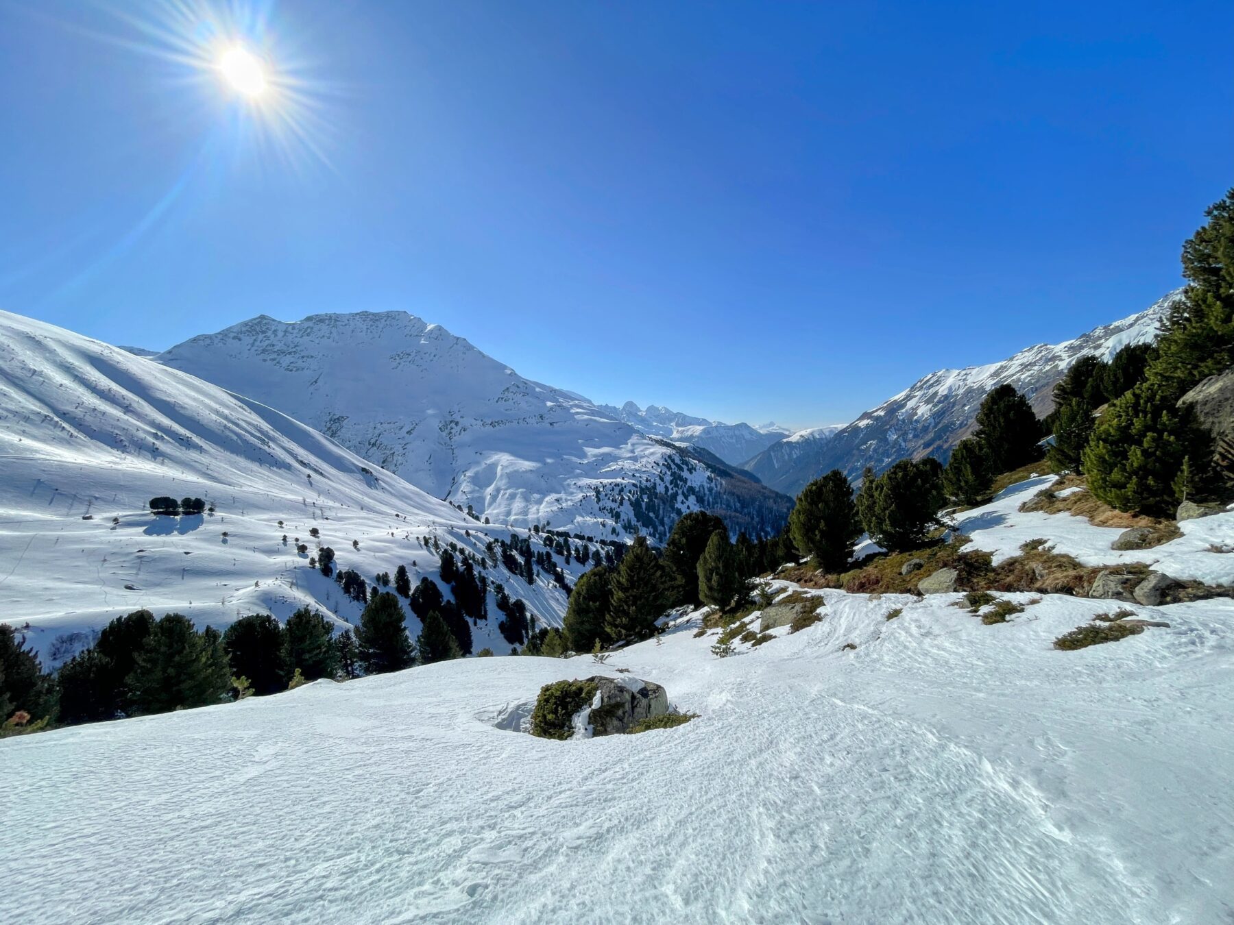 schneeschuhwanderung_berguen_keschhuette_