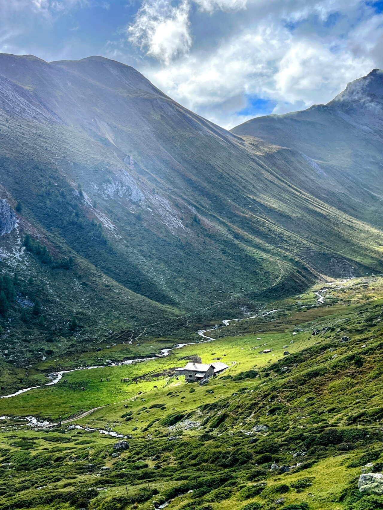 wanderung_bernina_trek_tag_1_madulain_eschahuette_