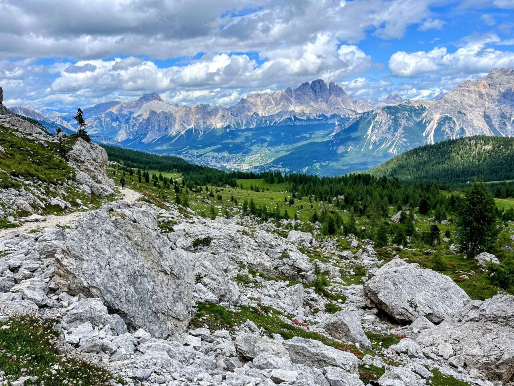 wanderung_dolomiten_hoehenweg_nr_1_etappe_5_rifugio_cinque_torri_rifugio_aquileia_