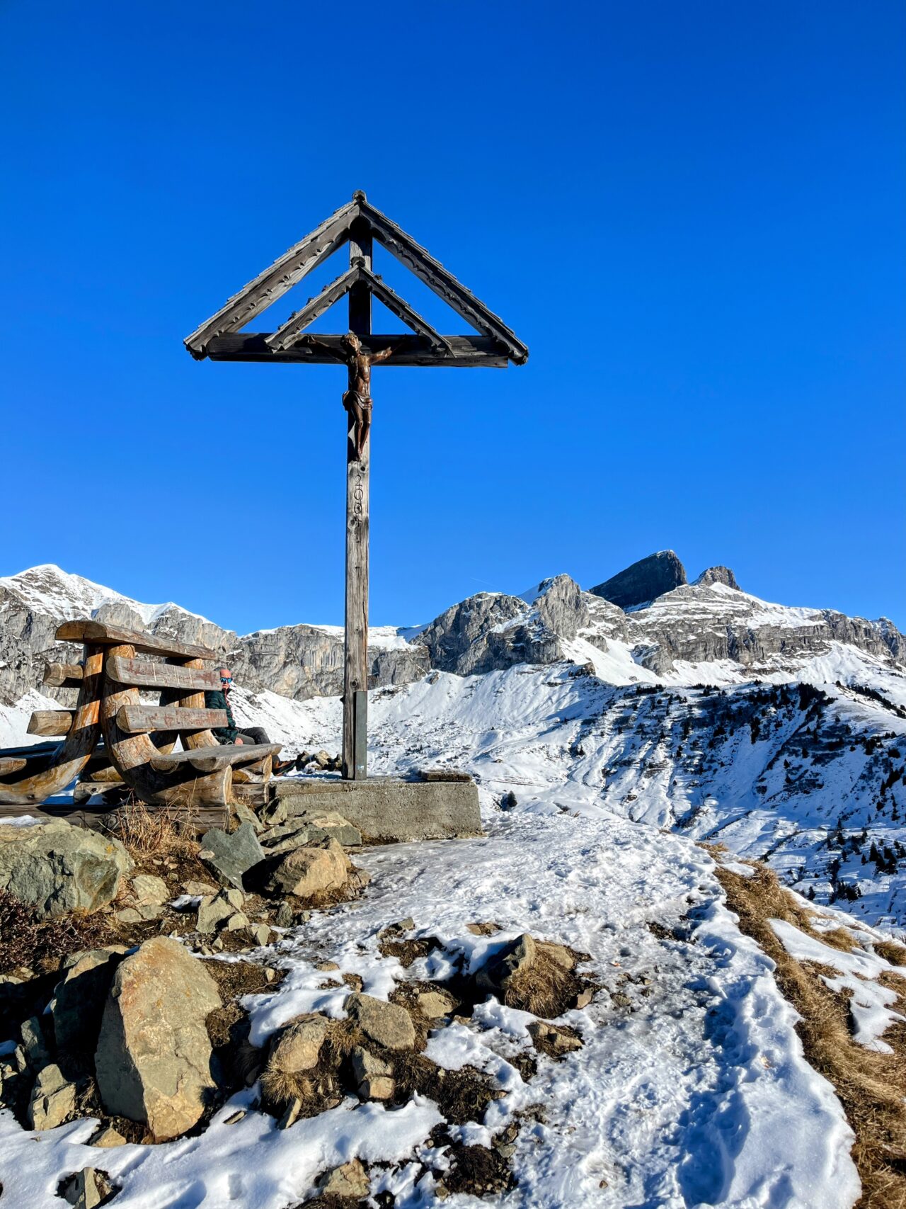 Schneeschuhe_winterwandern_eggberge_hueenderegg_ratzi__IMG_5652