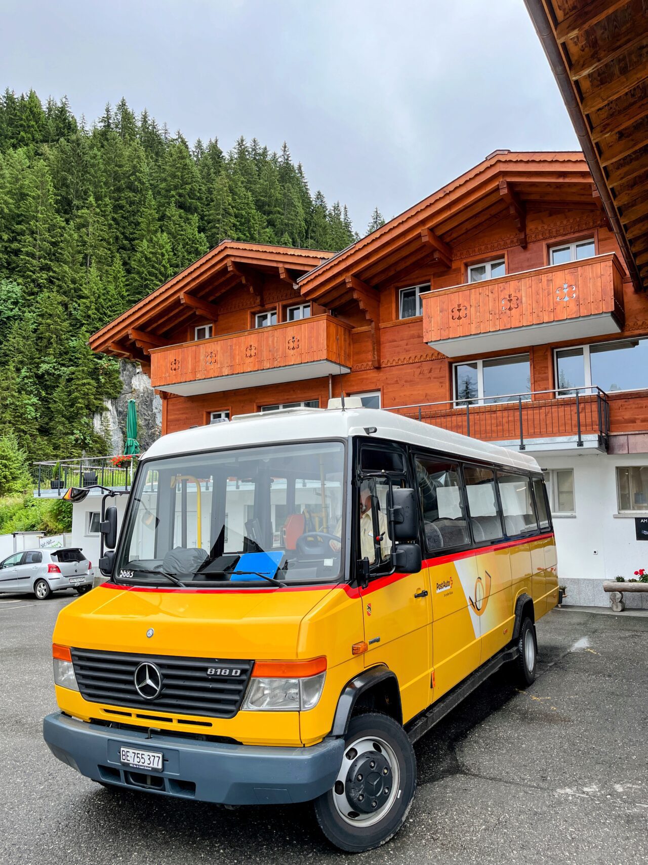 wanderung_via_alpina_griesalp_bluemlisalphuette_oeschinensee_kandersteg_