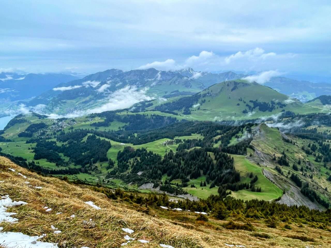 wanderung_arvenbuel_leistchamm_
