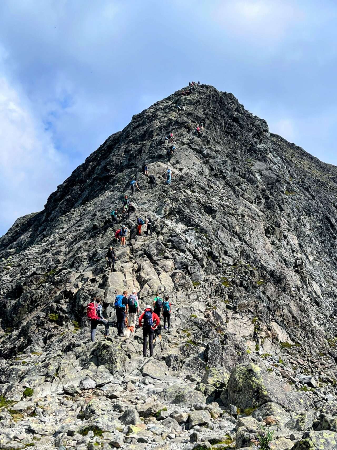 jotunheimen_wanderung_memurubu_besseggen_gjendesheim_