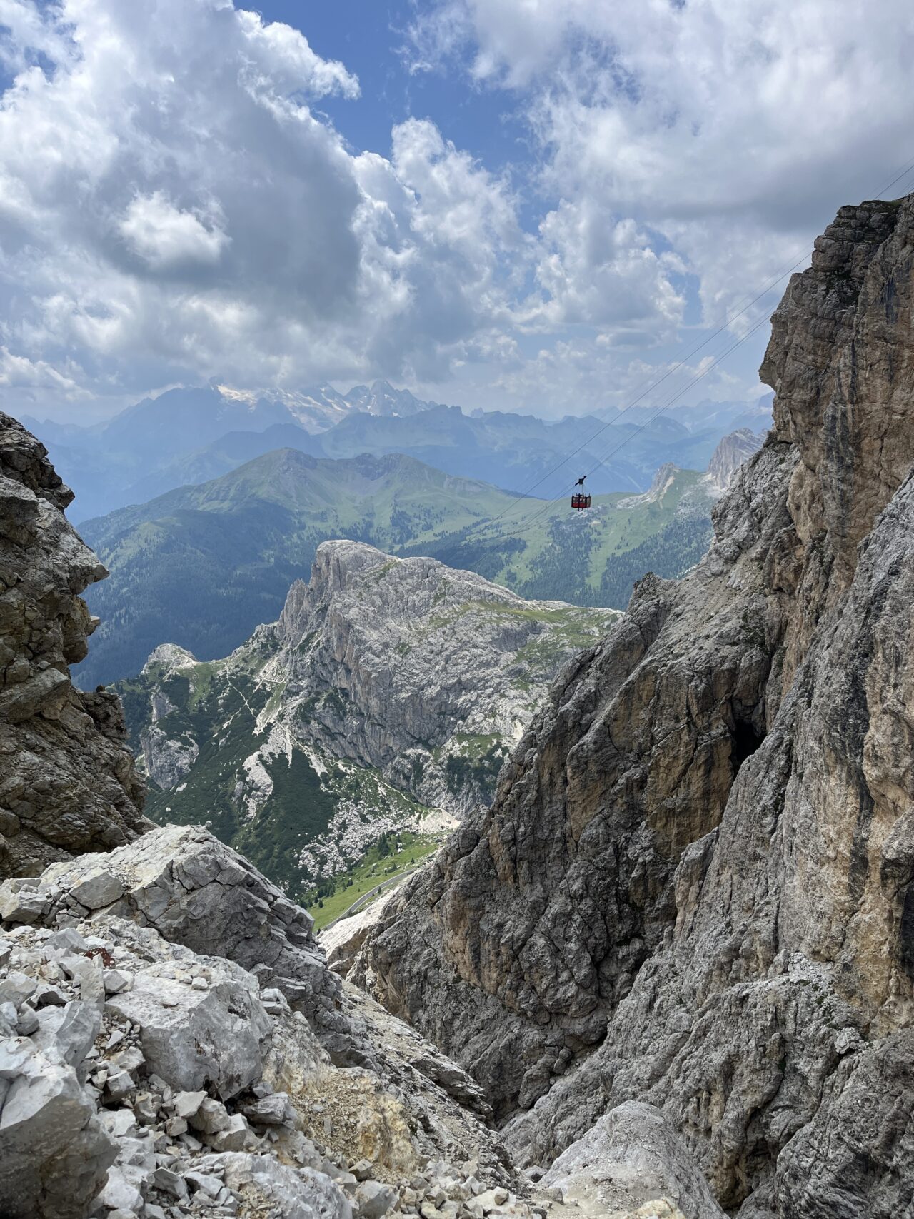 klettersteig_kaiserjägersteig_lagazuoi_tunnel_