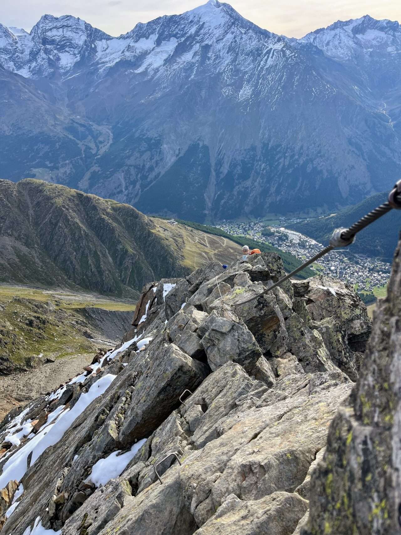 wanderung_saaser_huettentour_tag_4_mischabelhuette_saas_fee_