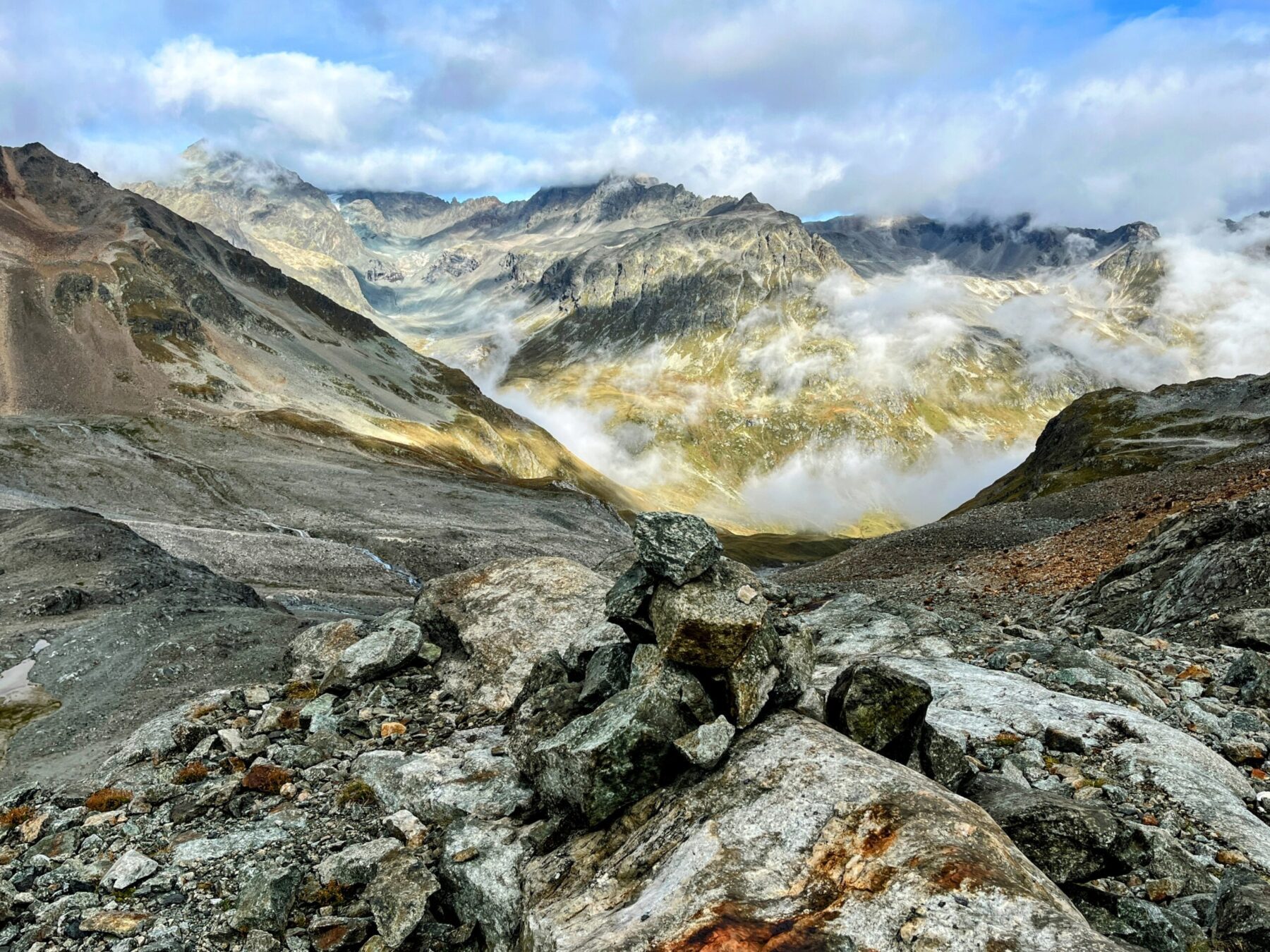 wanderung_bernina_trek_tag_3_jenatschhuette_silvaplana_