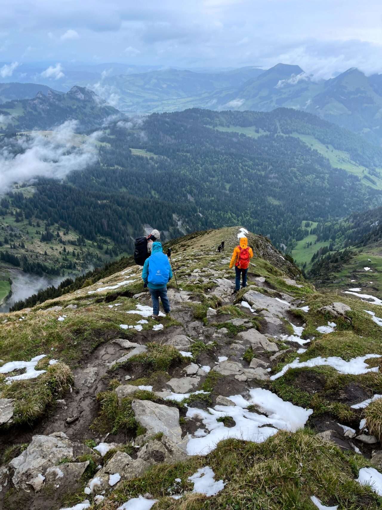 wanderung_arvenbuel_leistchamm_
