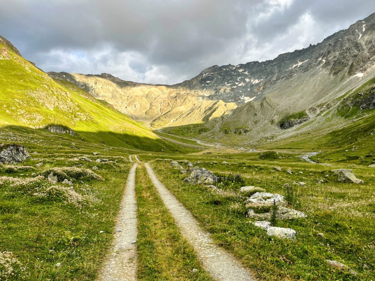 wanderung_parc_ela_trek_alp_flix_alp_d_err_