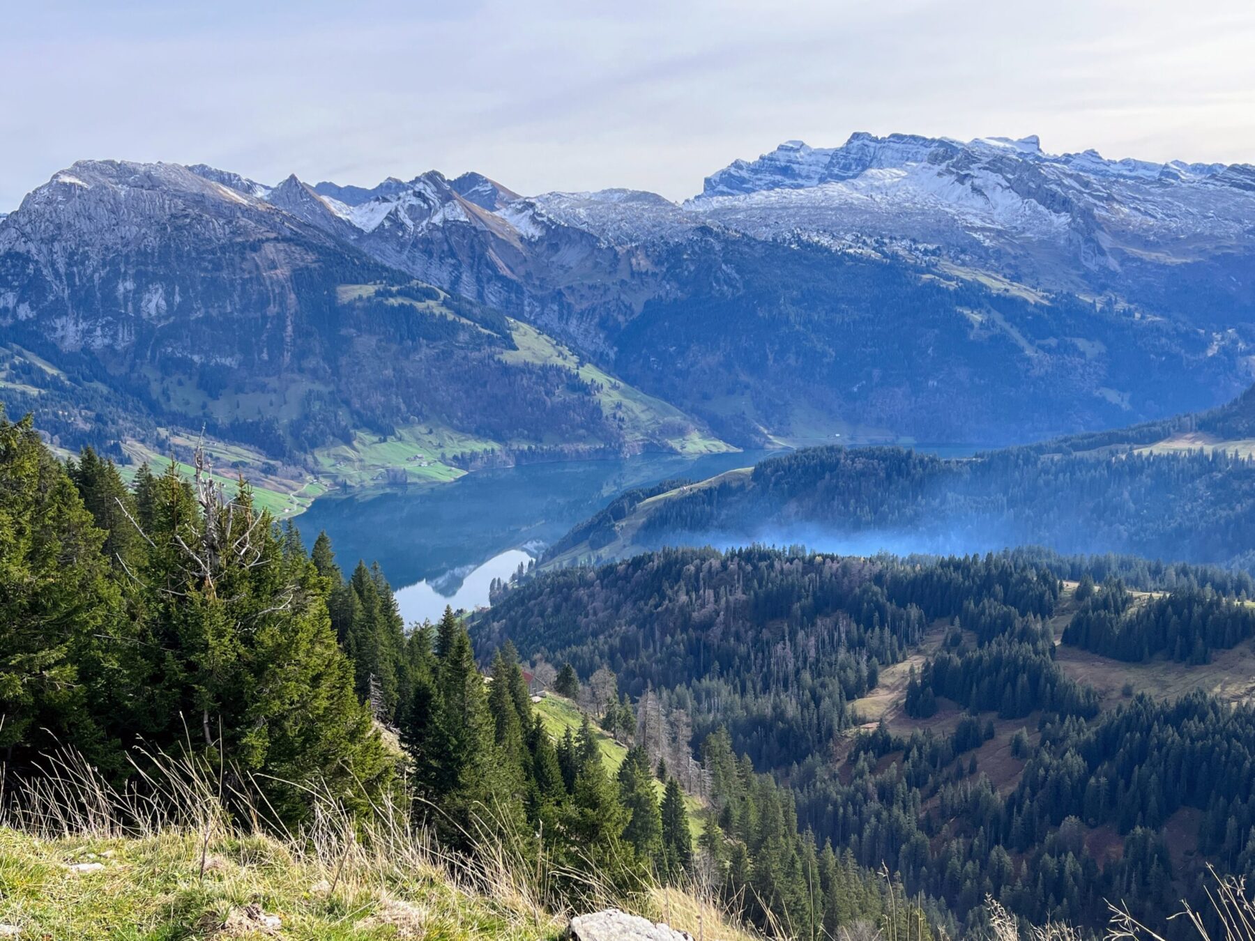 wanderung_waegitalersee_gross_aubrig_