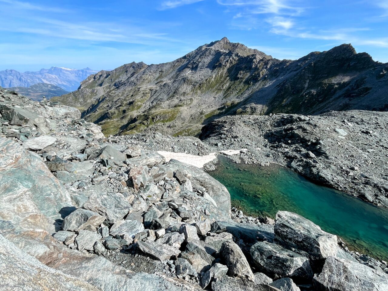 wanderung_alpenpaesseweg_etappe_29_cabane_de_prafleuri_cabane_de_louvie_
