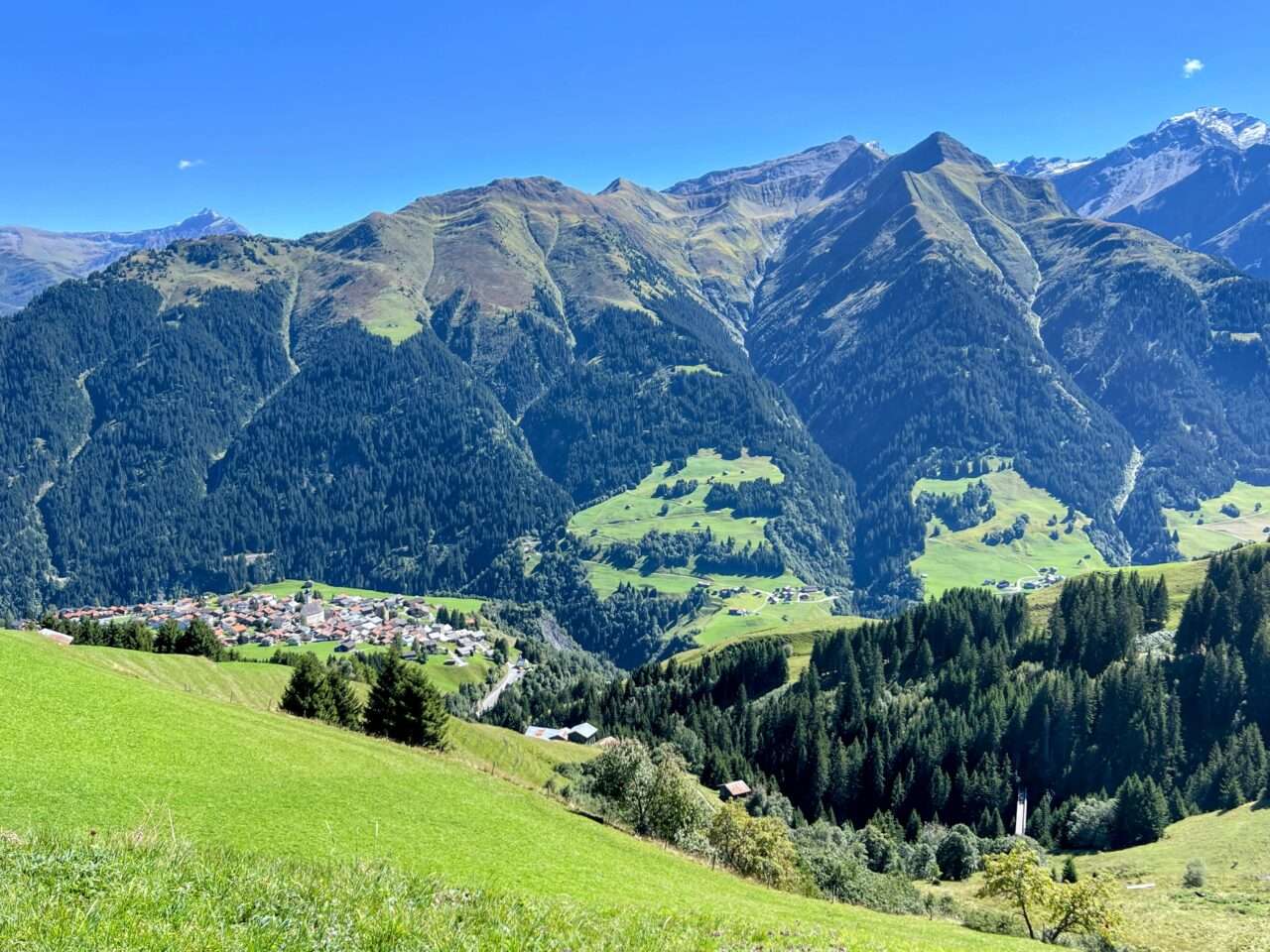 Alpenpässeweg_etappe_8_vella_lumein_