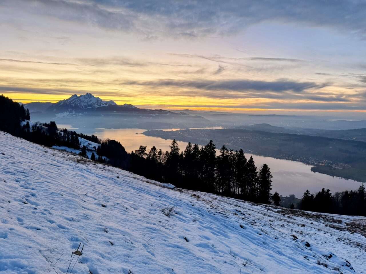 vollmond_fackel_sonnenuntergangswanderung_seebodenalp_räbalp_