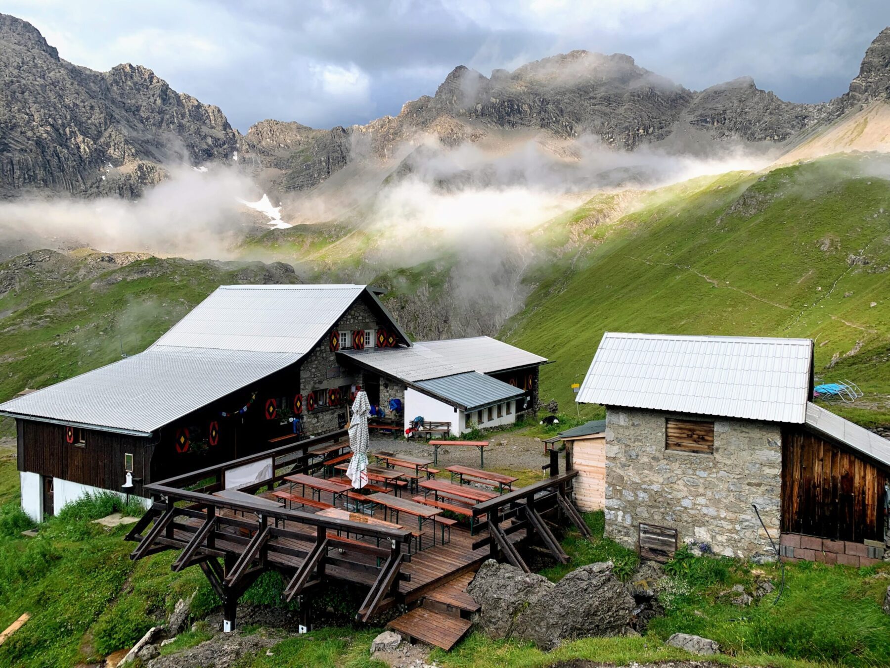 alpenueberquerung_mit_kindern_tag_4_wuerttemberger_haus_zams_