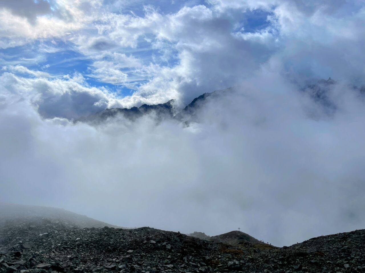 wanderung_5_huetten_panoramaweg_uri_