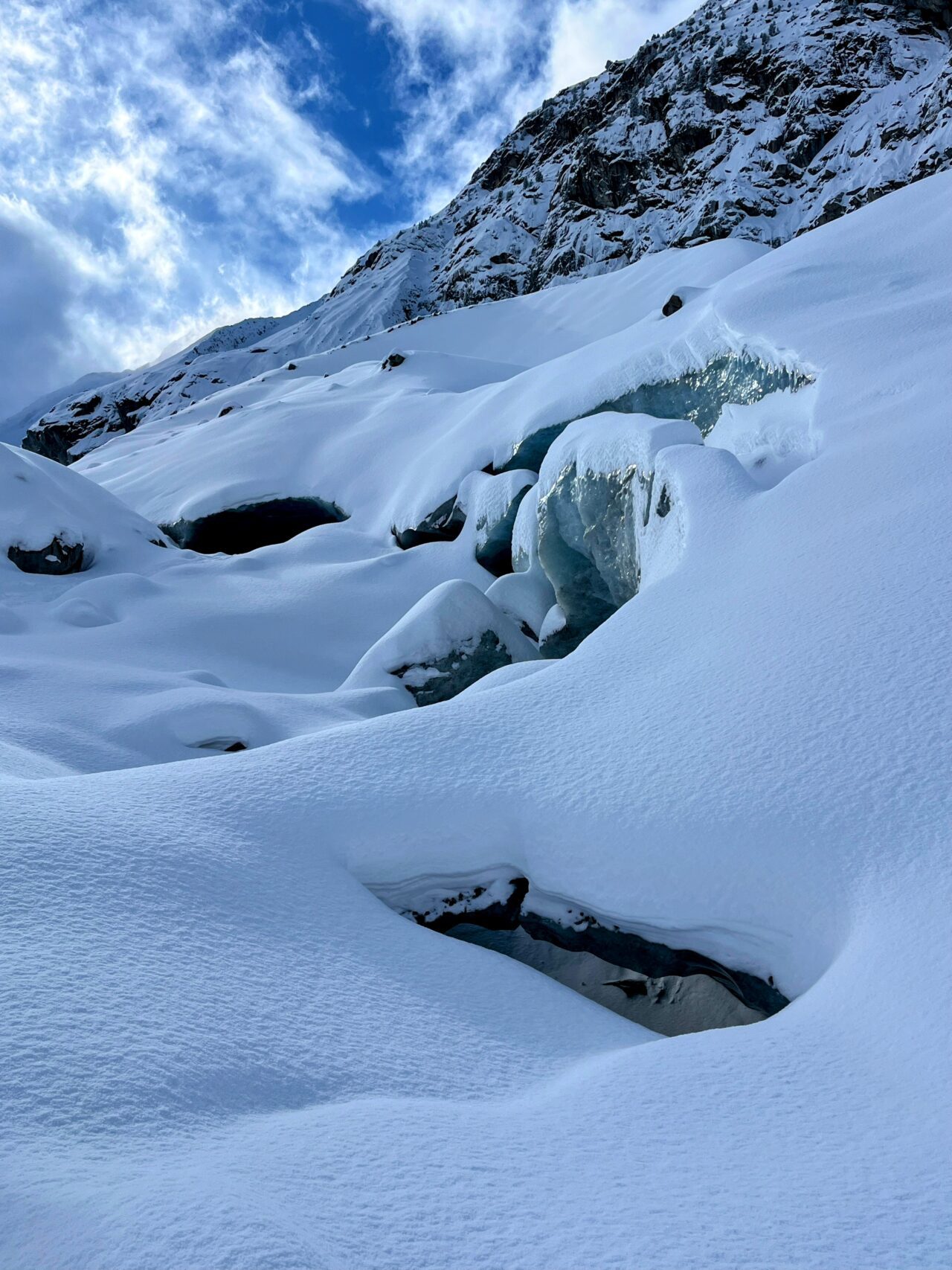 schneeschuhwanderung_gletscherhoehle_morteratschgletscher__IMG_7184
