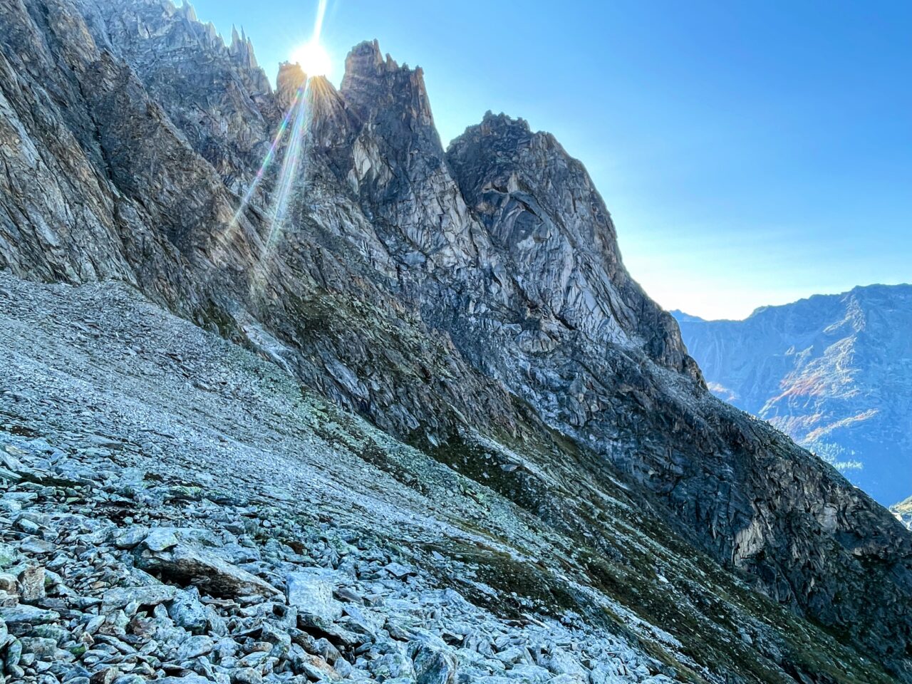 wanderung_5_huetten_panoramaweg_uri_