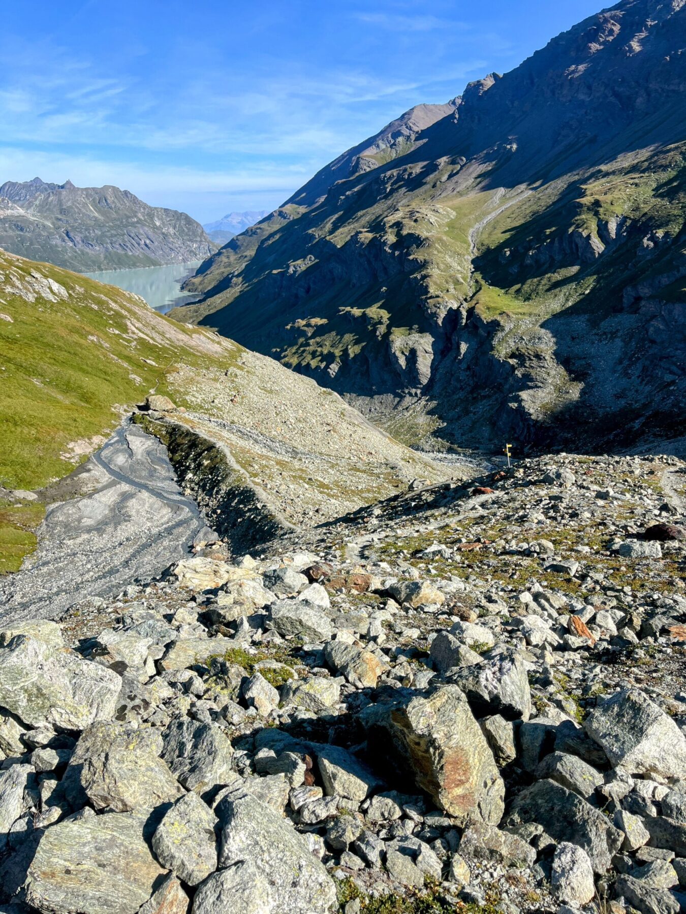 wanderung_alpenpaesseweg_etappe_28_cabane_de_dix_cabane_de_prafleuri_