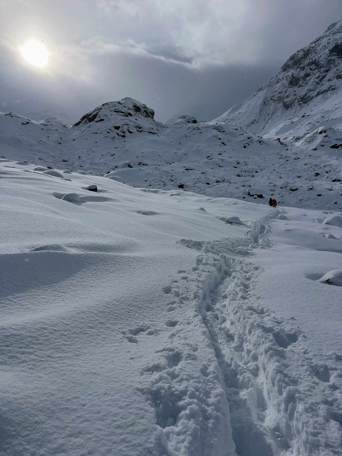 schneeschuhwanderung_gletscherhoehle_morteratschgletscher__IMG_7156