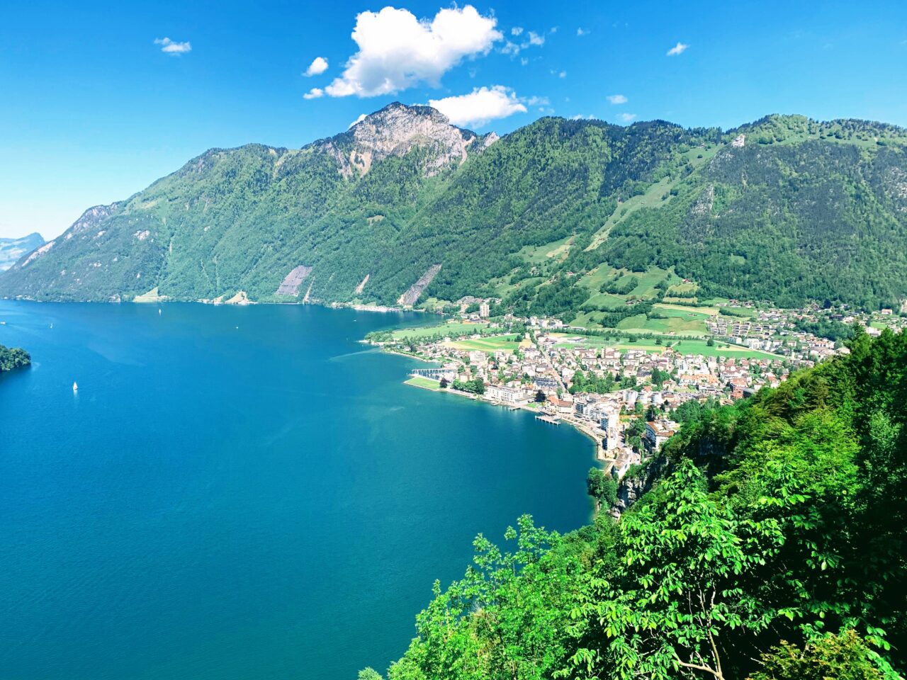 wanderung_weg_der_schweiz_brunnen_flueelen_