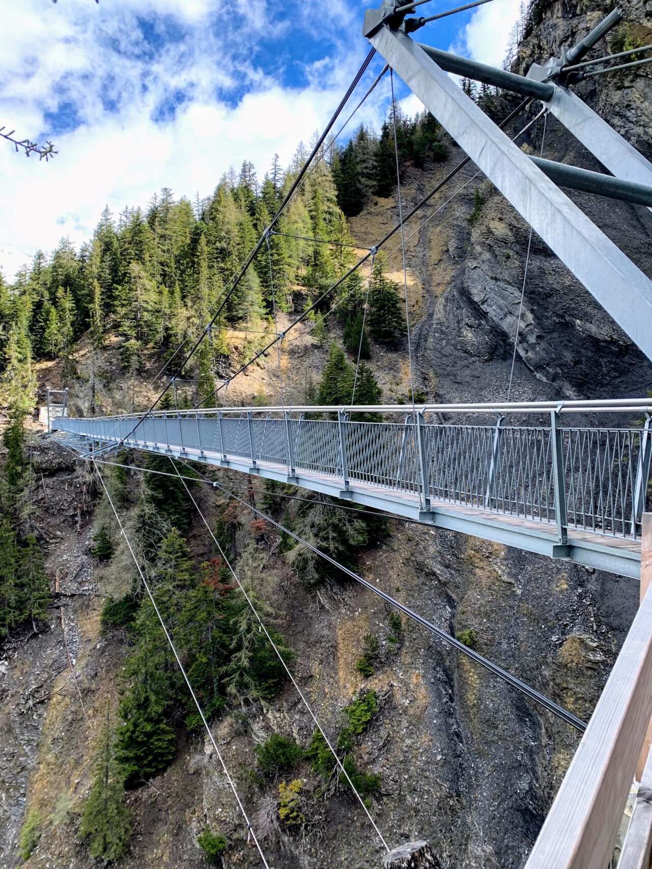 wanderung_crans_montana_bisse_du_ro_