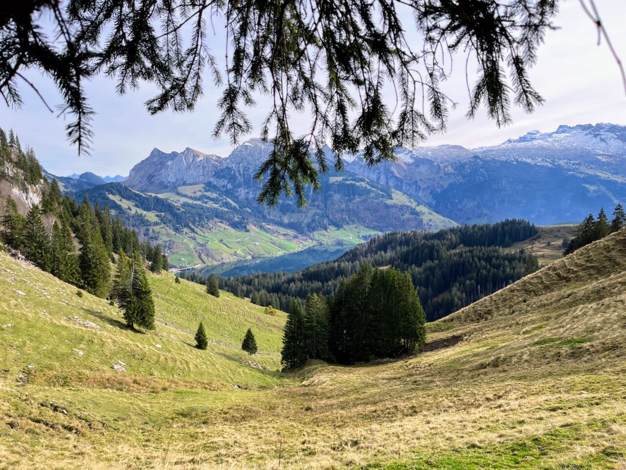 wanderung_waegitalersee_gross_aubrig_