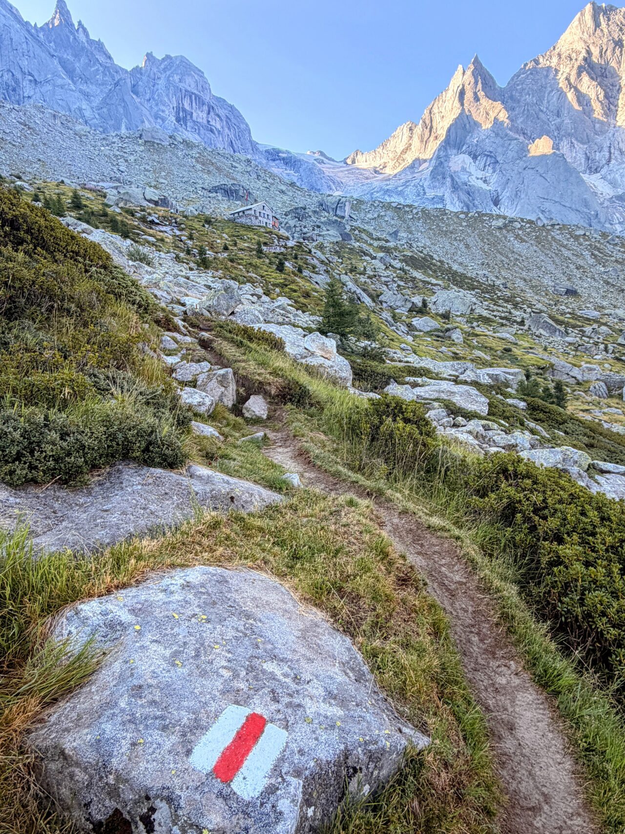 wanderung_sentiero_alpino_bregaglia_sciorahuette_sasc_furae_huette__IMG_0426