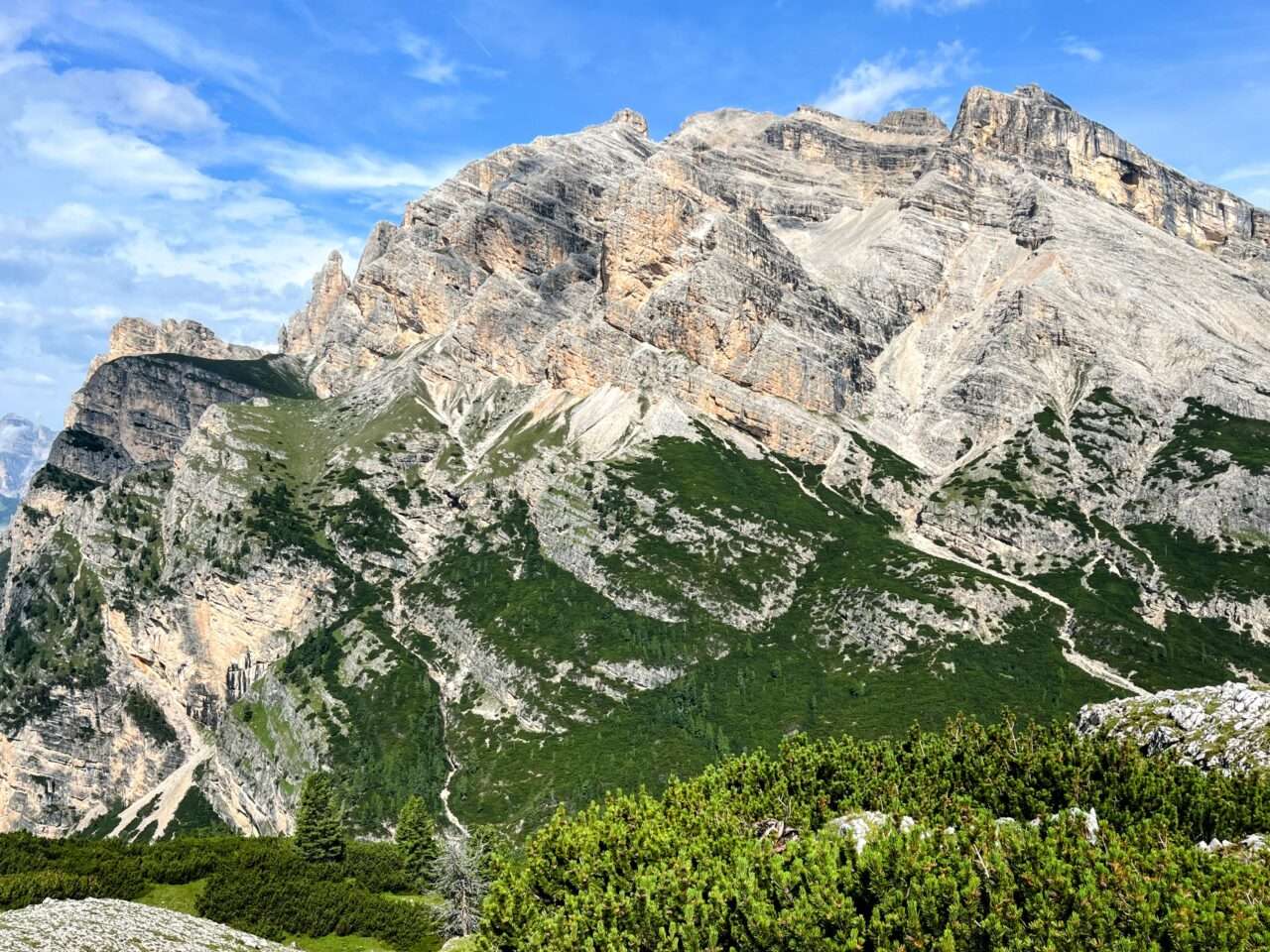 wanderung_dolomiten_hoehenweg_1_etappe_3_rifugio_lavarella_rifugio_lagazuoi_