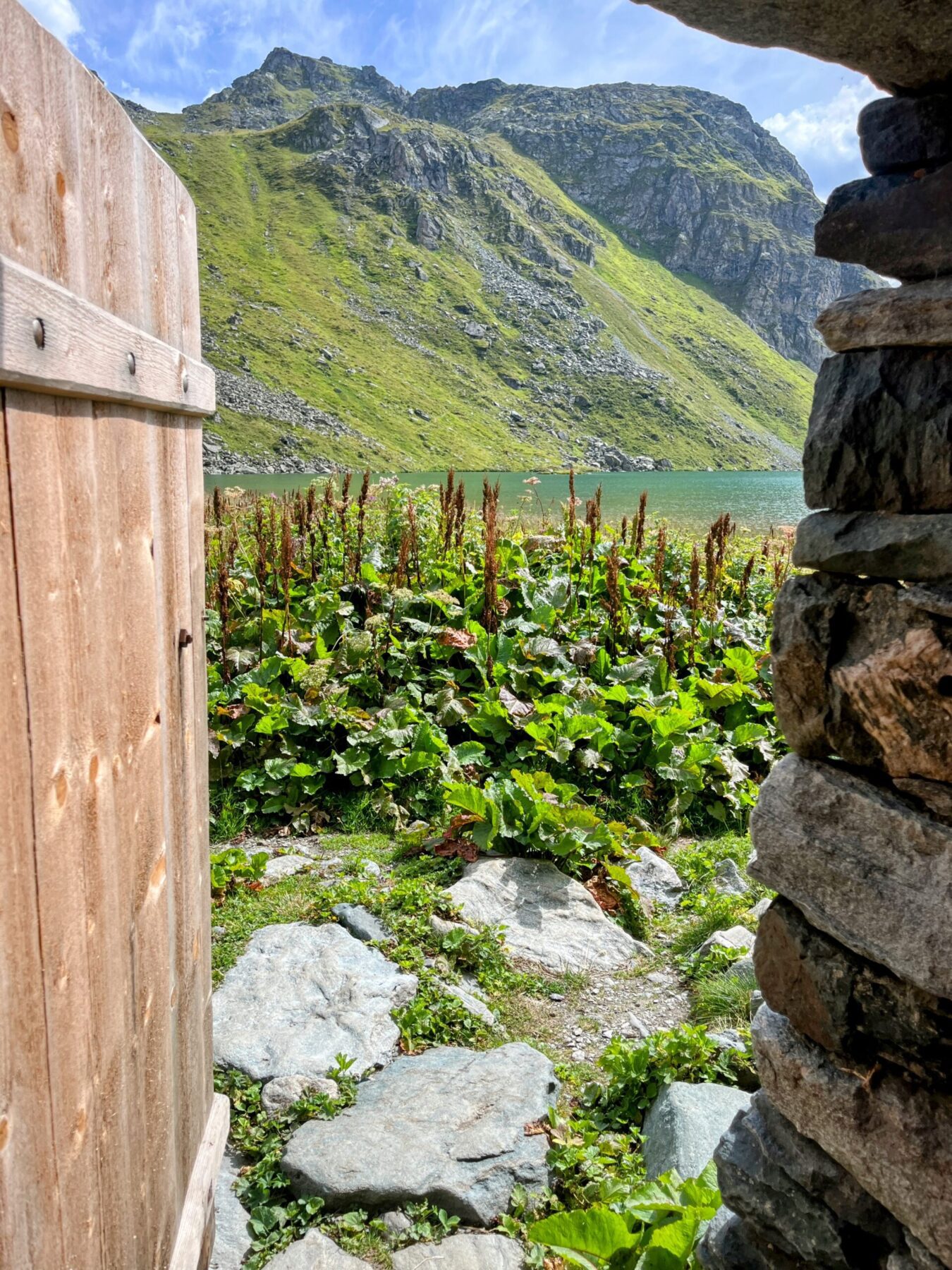 wanderung_alpenpaesseweg_etappe_29_cabane_de_prafleuri_cabane_de_louvie_