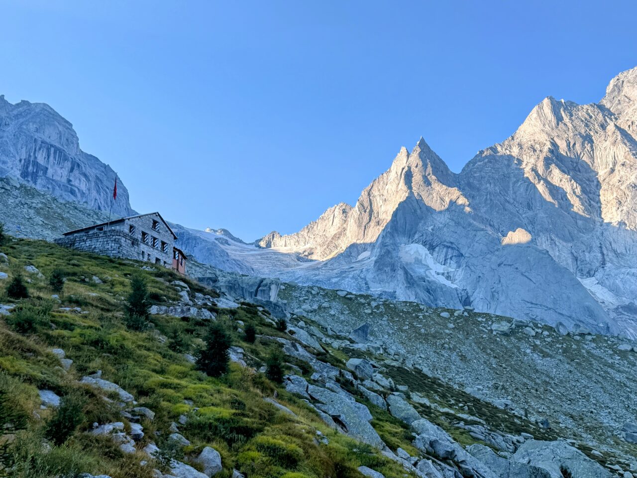 wanderung_sentiero_alpino_bregaglia_sciorahuette_sasc_furae_huette__IMG_0424