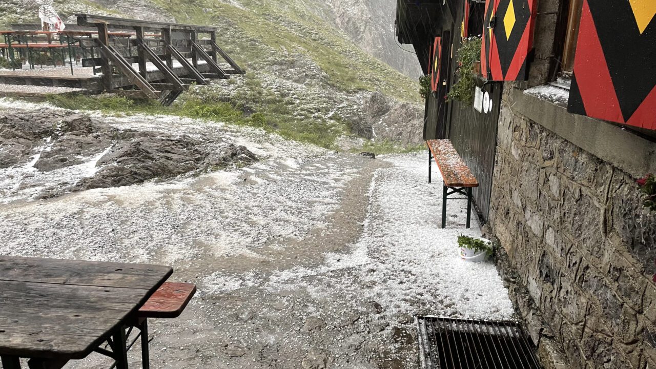 alpenueberquerung_mit-kindern_tag_3_madau_wuerttemberger_haus_