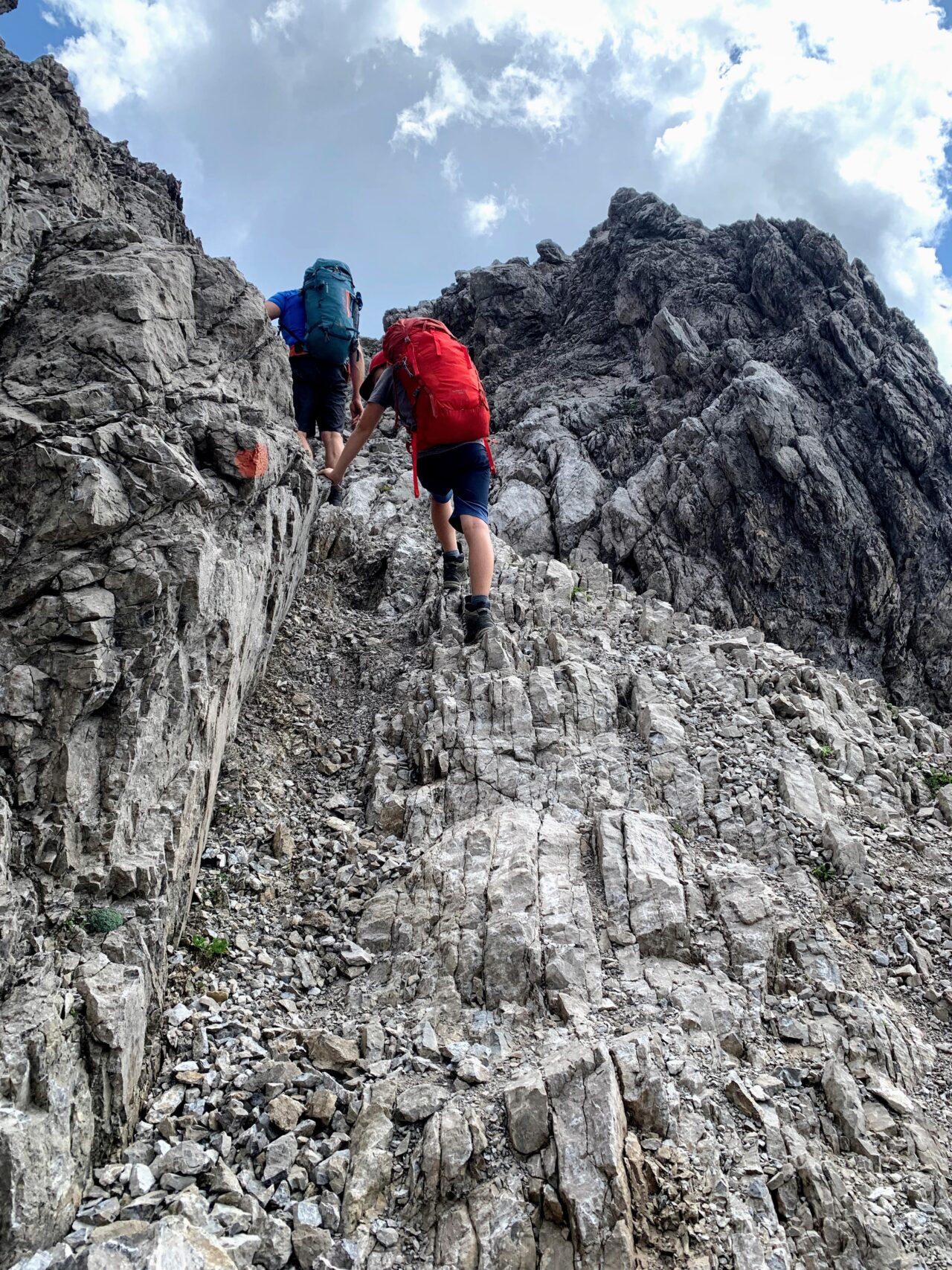 alpenueberquerung_mit-kindern_tag_3_madau_wuerttemberger_haus_
