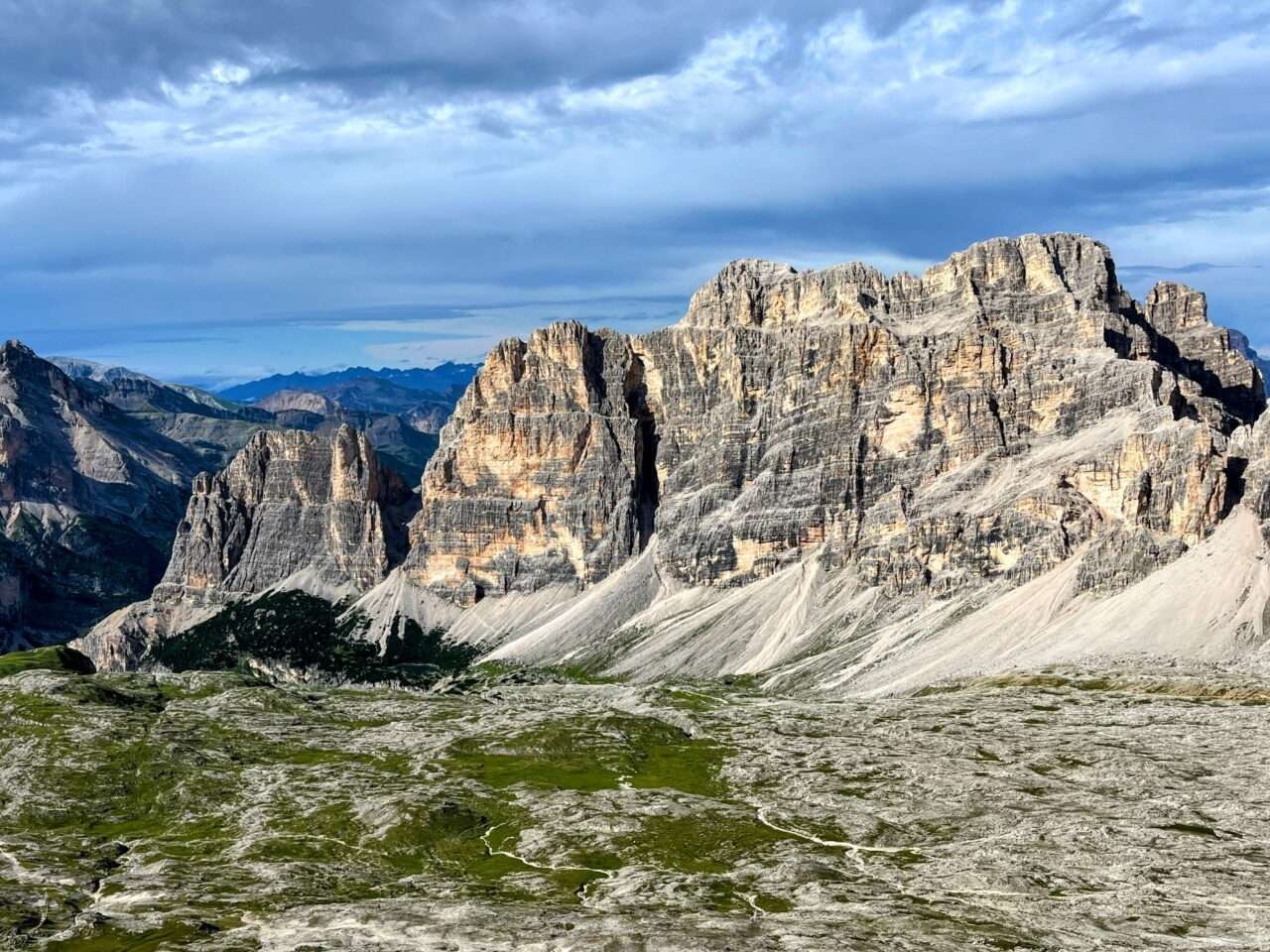 wanderung_dolomiten_hoehenweg_1_etappe_3_rifugio_lavarella_rifugio_lagazuoi_