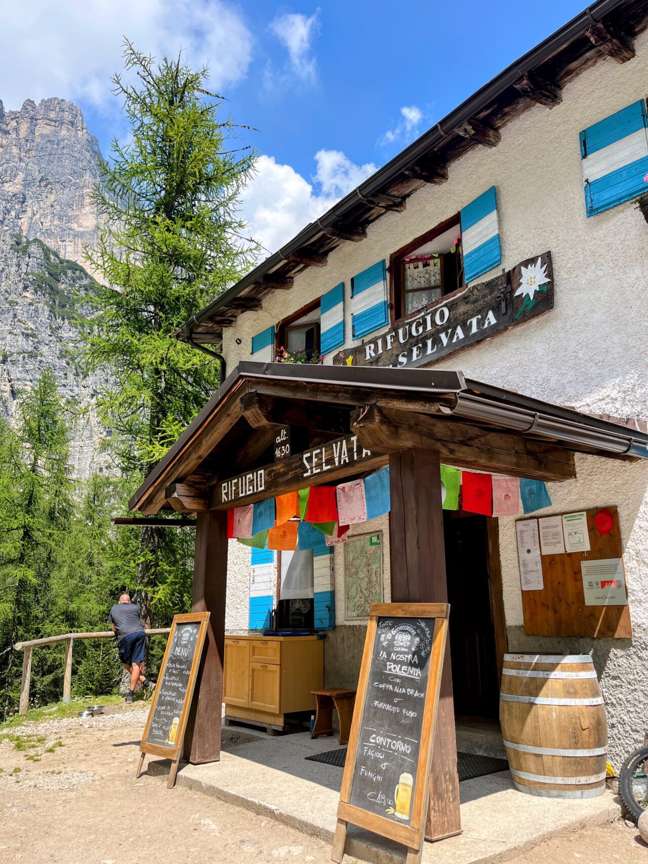 wanderung-rifugio-dell-altissimo-rifugio-selvata-