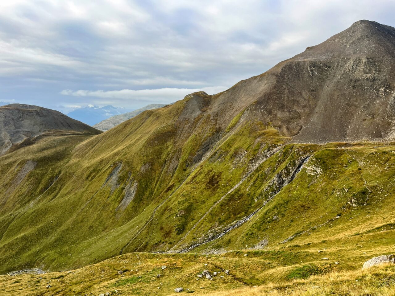 wanderung_bernina_trek_tag_2_eschahuette_jenatschuette_