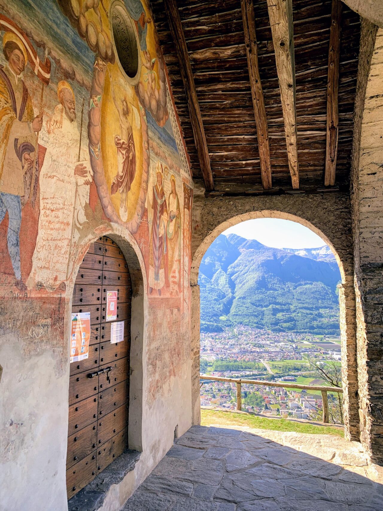 wanderung_tibetische_haengebruecke_carasc_