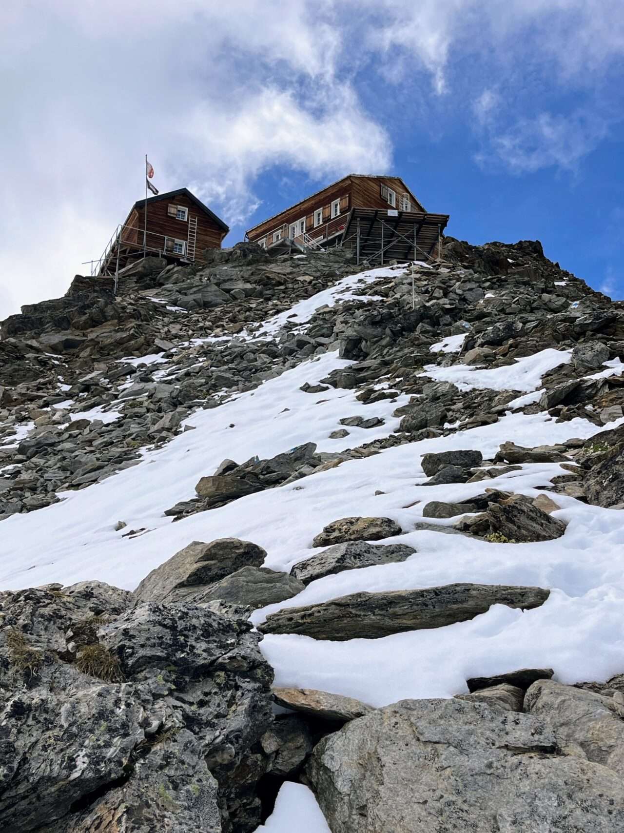wanderung_saaser_huettentour_tag_3_britanniahuette_mischabelhuette_