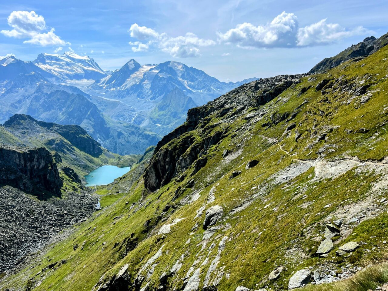 wanderung_alpenpaesseweg_etappe_29_cabane_de_prafleuri_cabane_de_louvie_