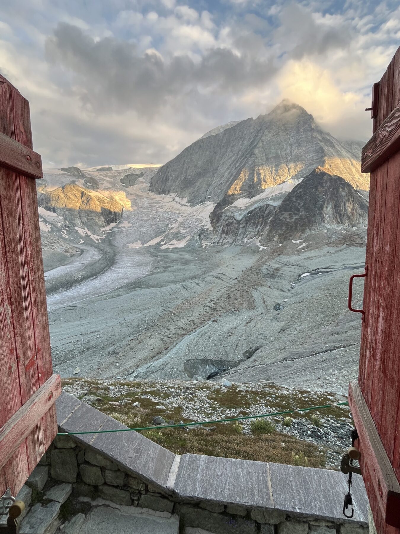 wanderung_alpenpaesseweg_etappe_27_arolla_cabane_de_dix_