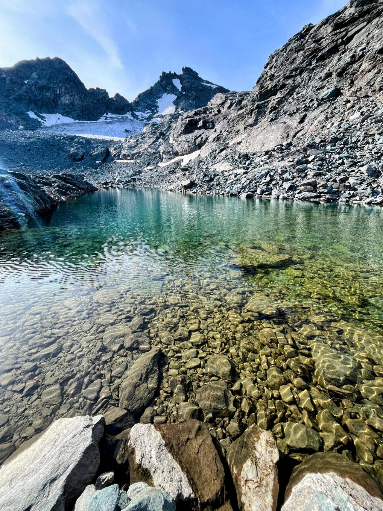 wanderung_alpenpaesseweg_etappe_29_cabane_de_prafleuri_cabane_de_louvie_