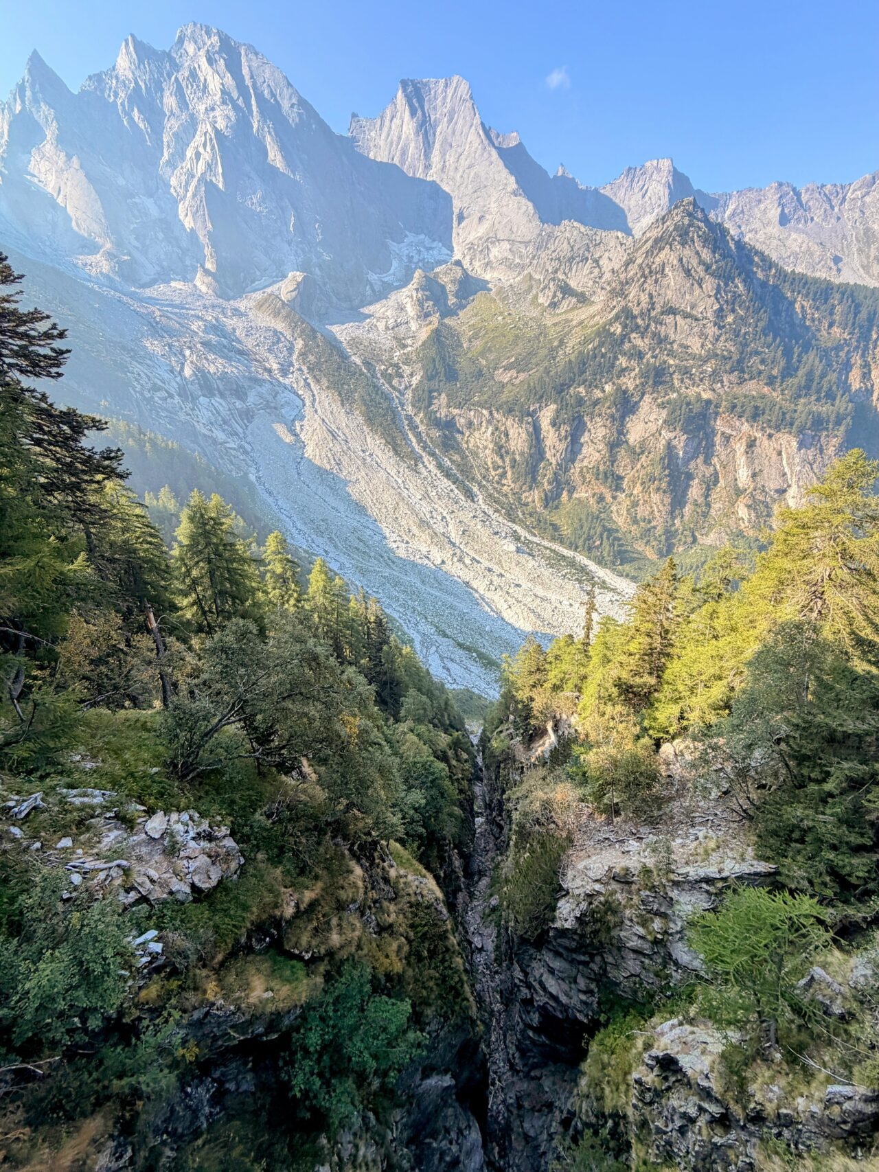wanderung_sentiero_alpino_bregaglia_sciorahuette_sasc_furae_huette__IMG_0445