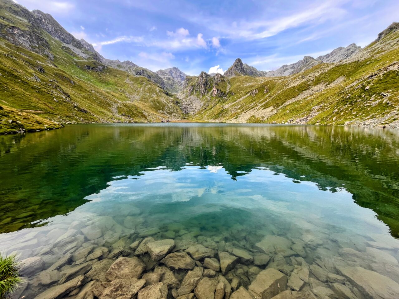 wanderung_alpenpaesseweg_etappe_29_cabane_de_prafleuri_cabane_de_louvie_
