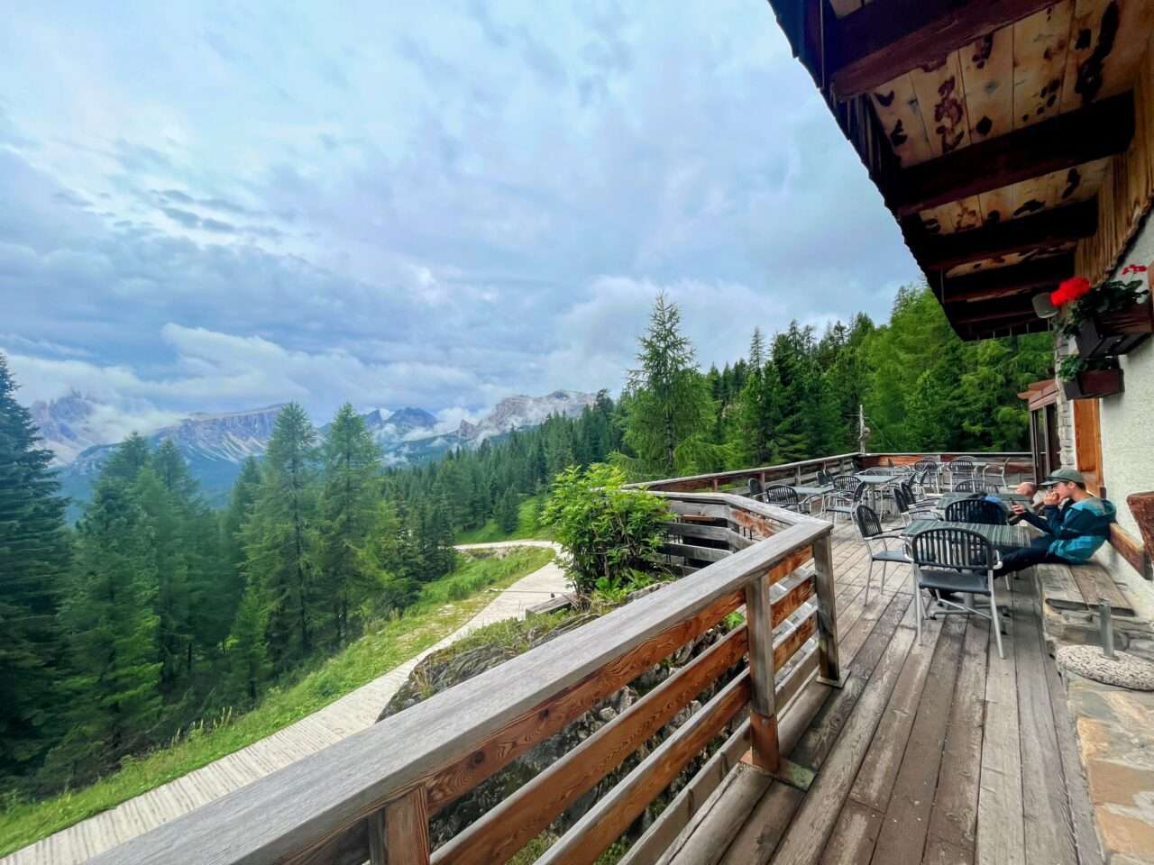 wanderung_dolomiten_hoehenweg_1_etappe_4_rifugio_lagazuoi_rifugio_cinque_torri_